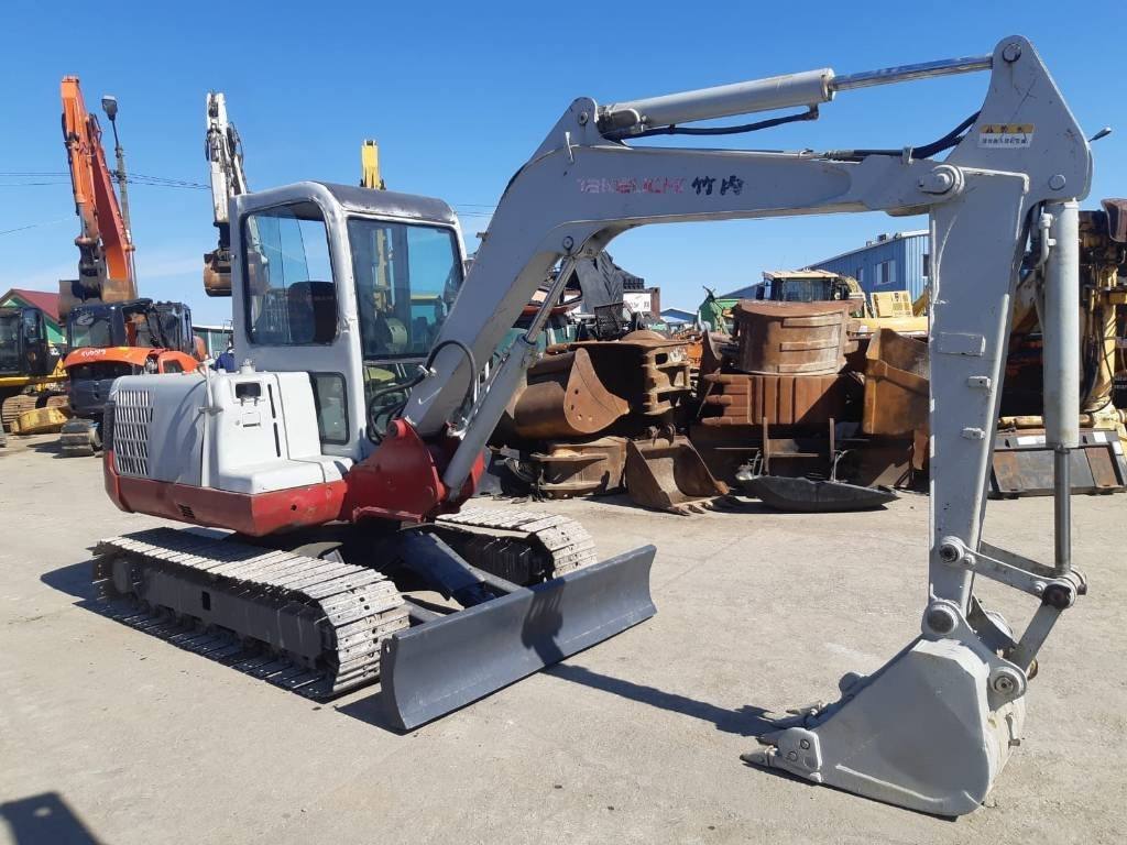 Takeuchi TB150C - حفار صغير: صورة 2 Takeuchi TB150C - حفار صغير: صورة 2