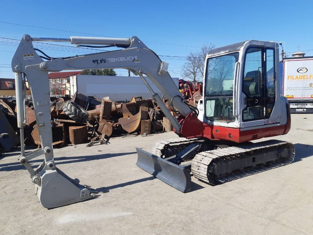 Takeuchi TB150C - حفار صغير: صورة 1 Takeuchi TB150C - حفار صغير: صورة 1