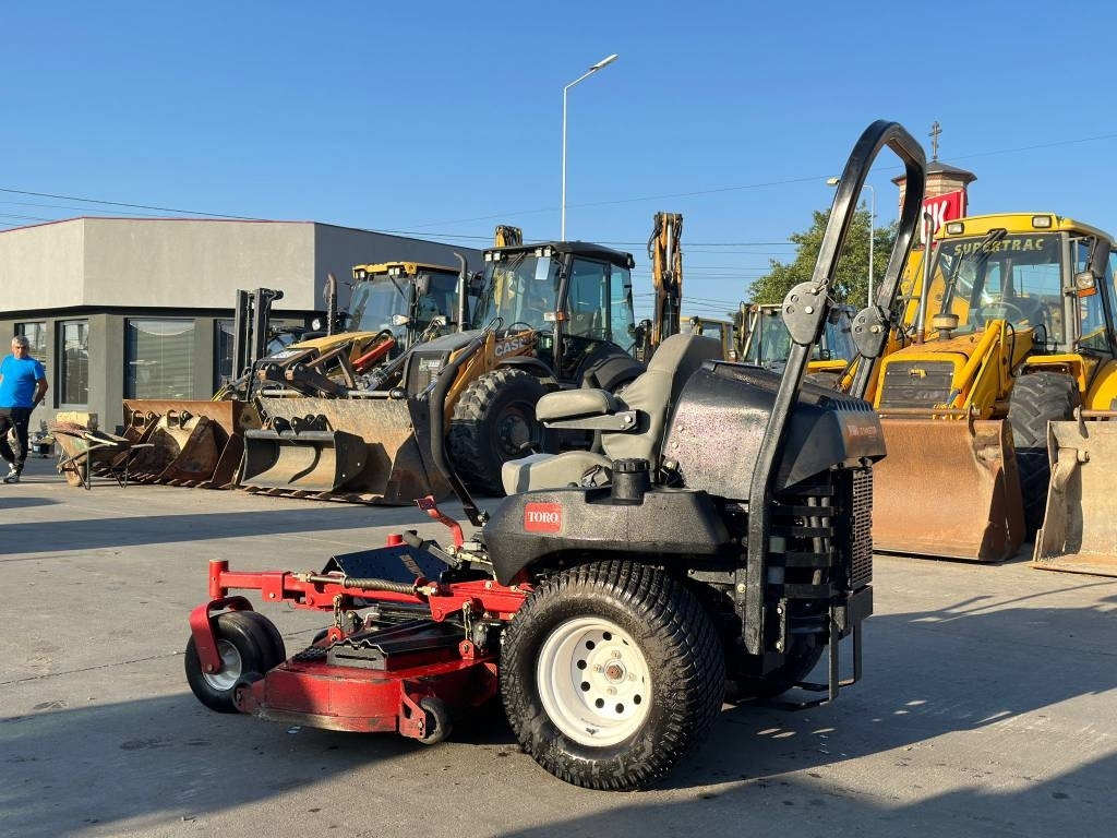 Toro Z Master 7000 PRO - جزازة عشب الحدائق: صورة 4 Toro Z Master 7000 PRO - جزازة عشب الحدائق: صورة 4