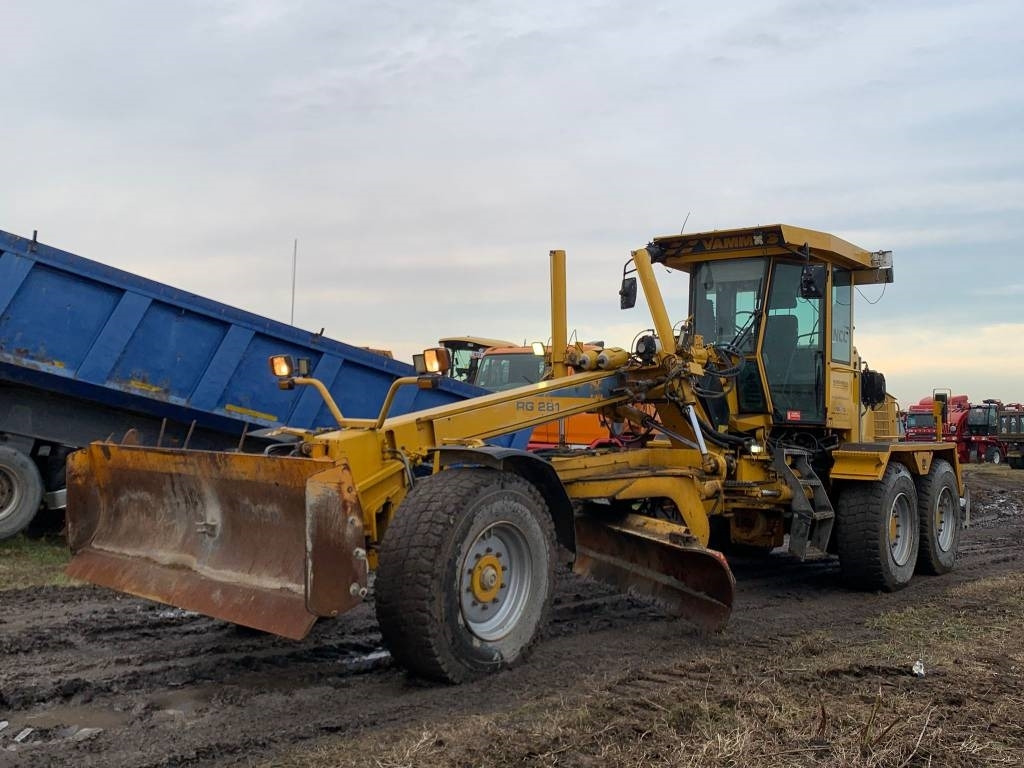 Vammas RG 281 - ماكينة تسوية: صورة 1 Vammas RG 281 - ماكينة تسوية: صورة 1