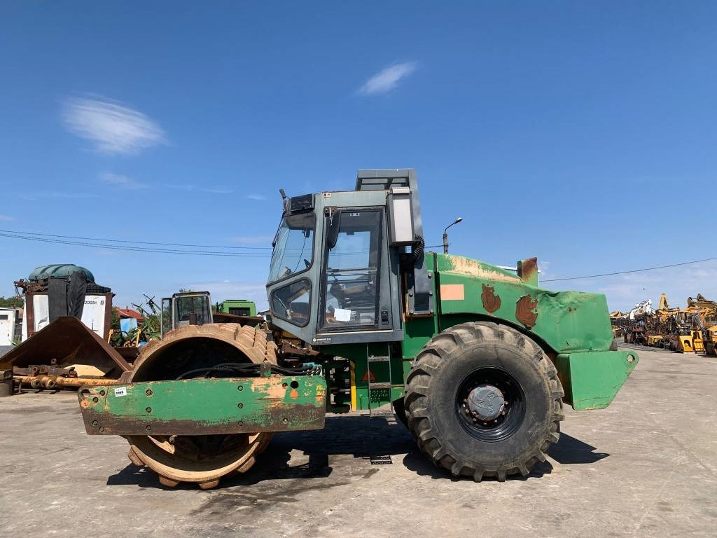 Vibromax W1405D - ضاغطة التربة: صورة 2 Vibromax W1405D - ضاغطة التربة: صورة 2