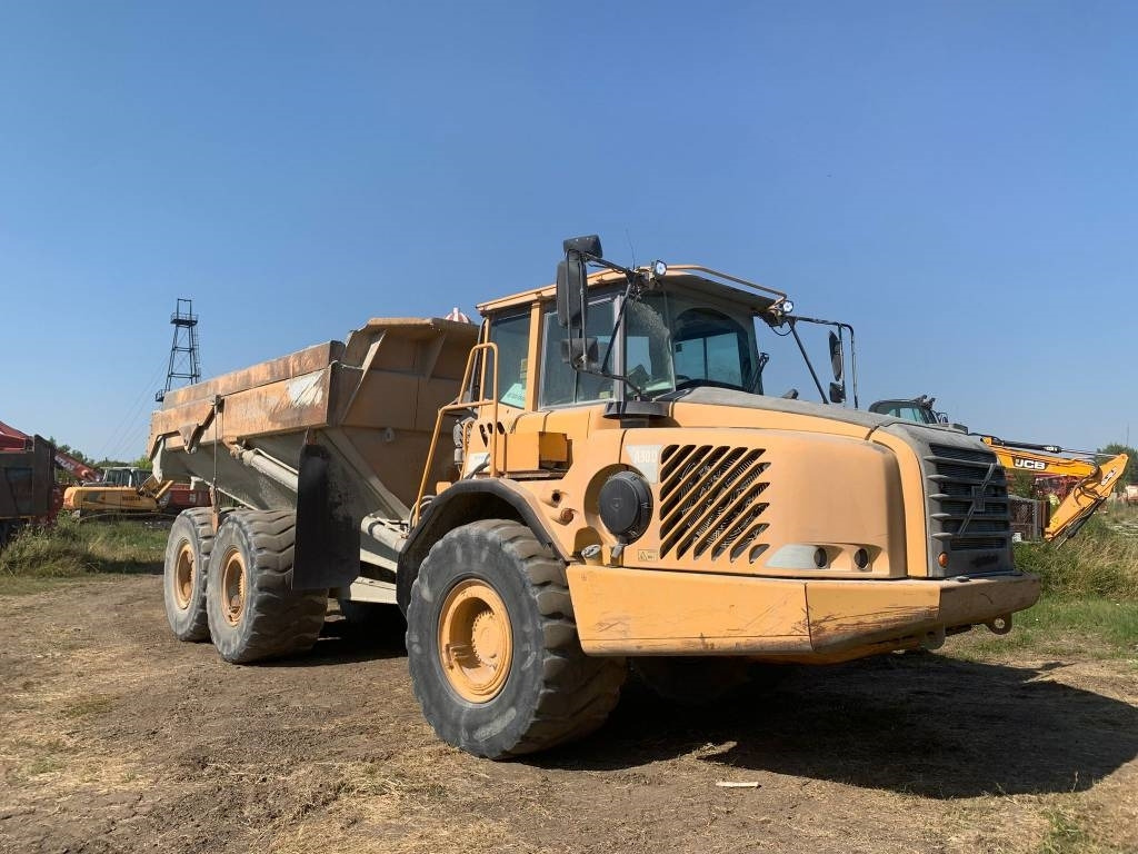 Volvo A 30 D - شاحنة مفصلية: صورة 1 Volvo A 30 D - شاحنة مفصلية: صورة 1