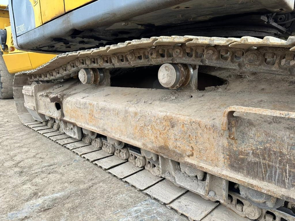 Volvo EC 290 C L - حفار زاحف: صورة 2 Volvo EC 290 C L - حفار زاحف: صورة 2