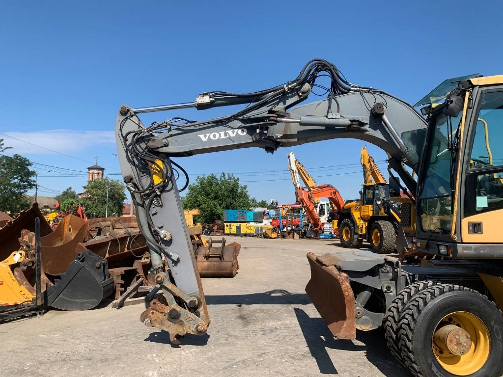 Volvo EW 140 C - حفار ذو عجلات: صورة 4 Volvo EW 140 C - حفار ذو عجلات: صورة 4