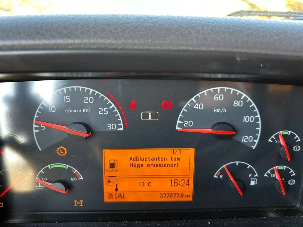 تأجير Volvo FM 480  Volvo FM 480: صورة 11