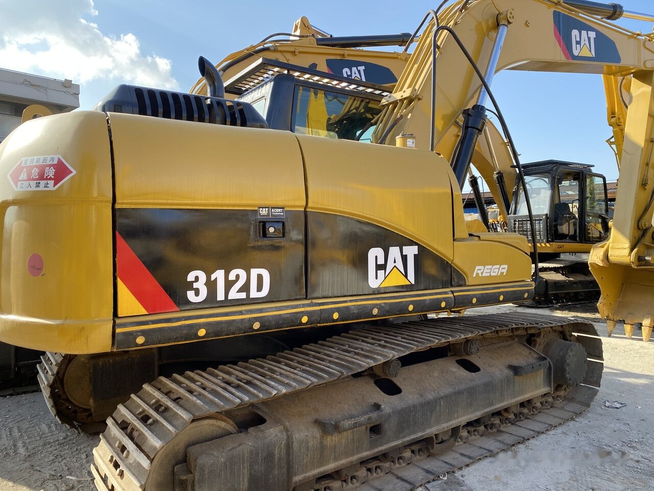 Caterpillar 312D - حفار زاحف: صورة 3 Caterpillar 312D - حفار زاحف: صورة 3