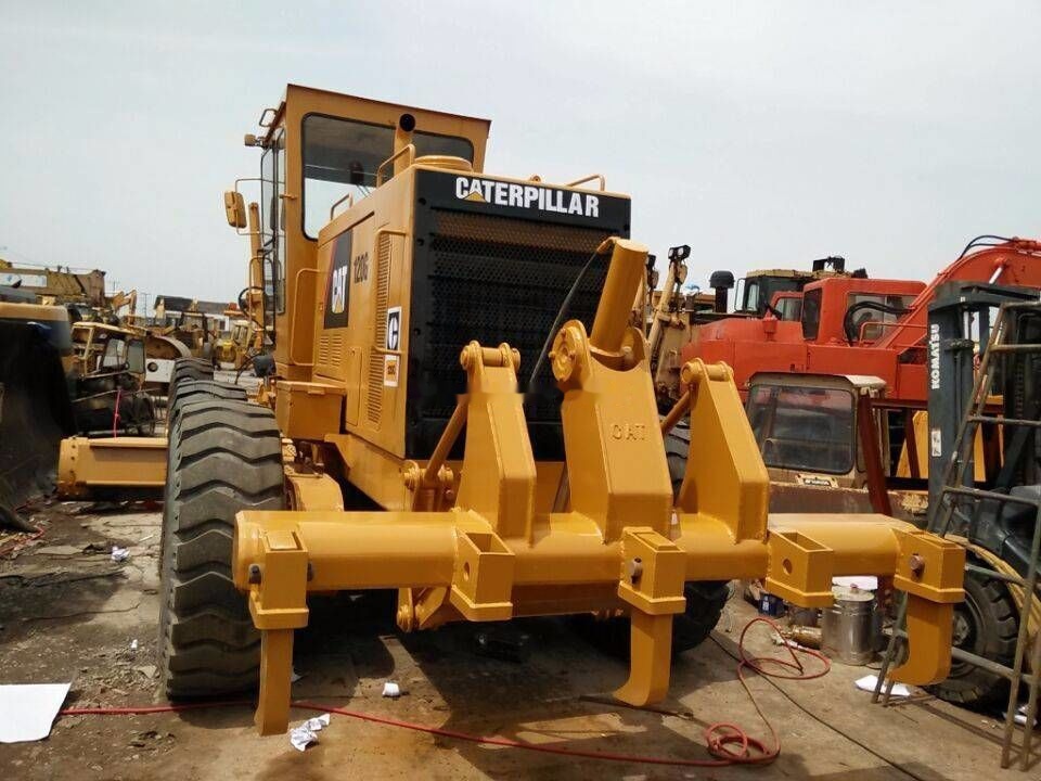 Caterpillar CAT 120G - ماكينة تسوية: صورة 5 Caterpillar CAT 120G - ماكينة تسوية: صورة 5