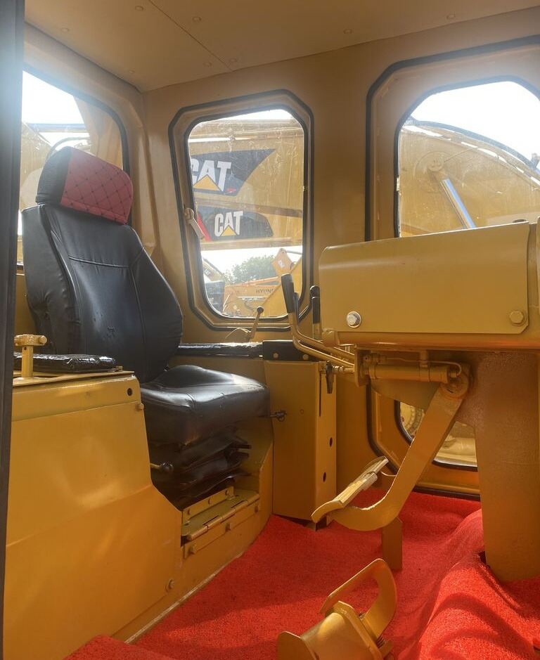 Caterpillar D8K - بلدوزر: صورة 3 Caterpillar D8K - بلدوزر: صورة 3