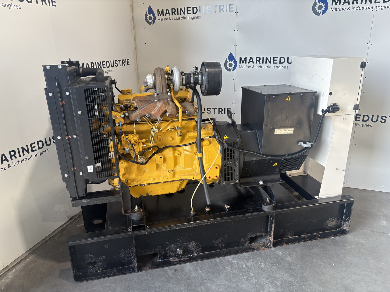 John Deere John Deere 4039TF009 65KVA Stamford - محرك - معدات صناعية: صورة 5 John Deere John Deere 4039TF009 65KVA Stamford - محرك - معدات صناعية: صورة 5