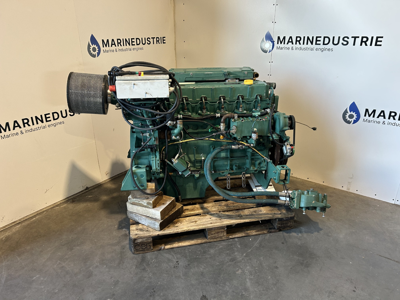 Volvo Penta D7C-B TA - محرك - آلات أخرى: صورة 1 Volvo Penta D7C-B TA - محرك - آلات أخرى: صورة 1