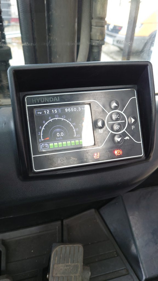 Hyundai 40B-9 - رافعة شوكية كهربائية: صورة 2 Hyundai 40B-9 - رافعة شوكية كهربائية: صورة 2