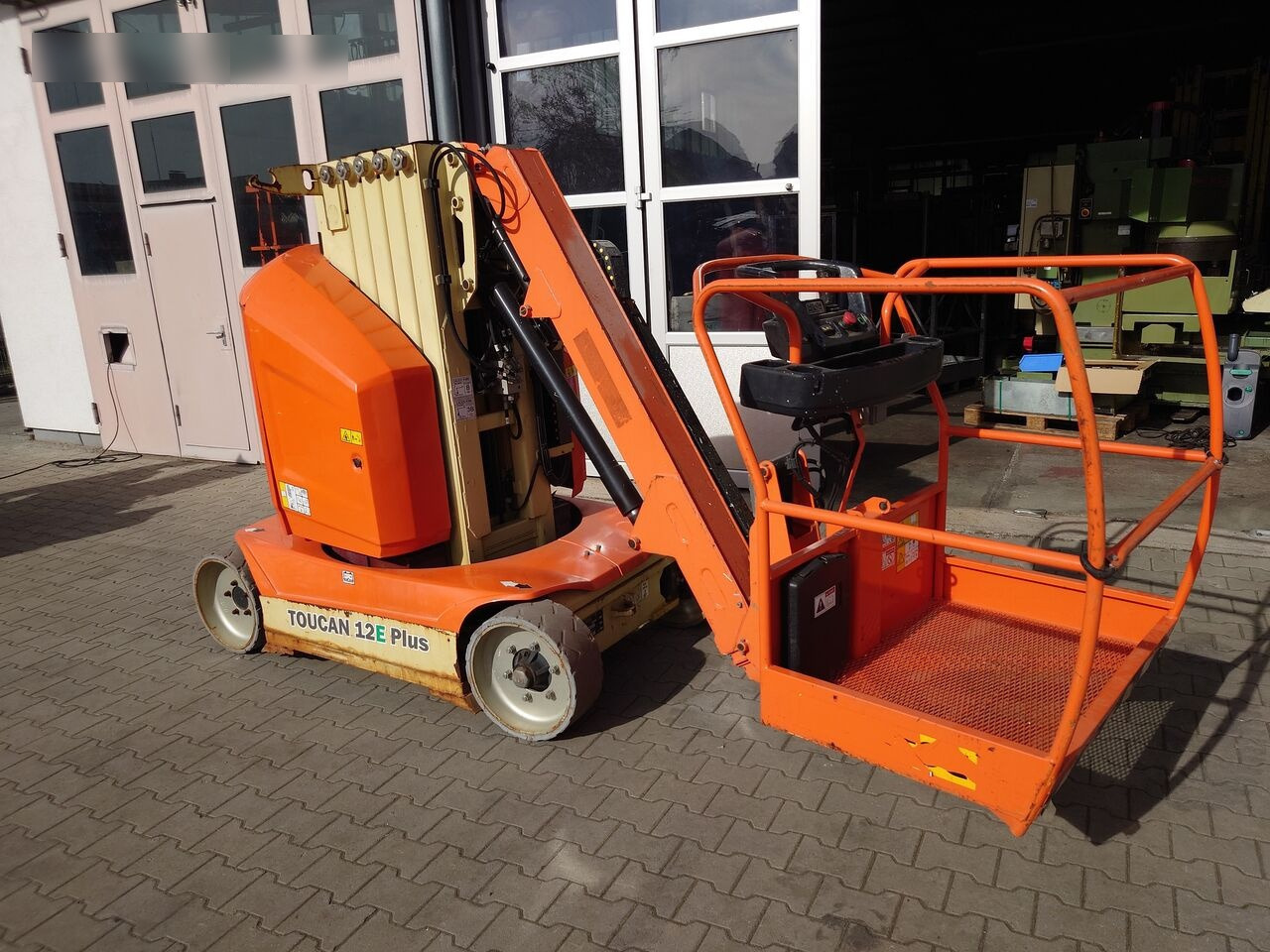 مرفاع بصاري عمودي JLG TOUCAN 12E PLUS: صورة 9