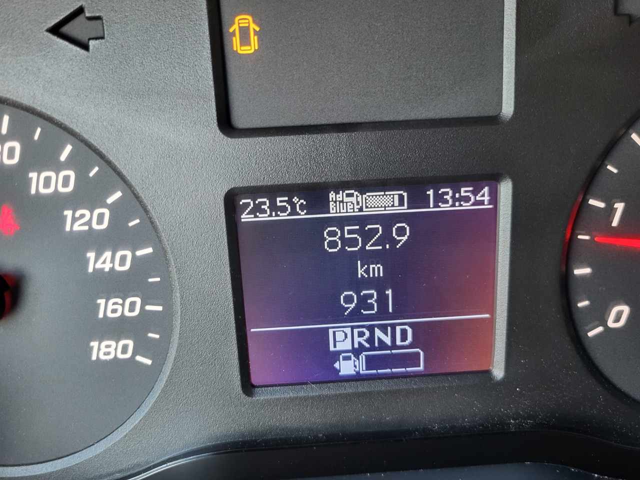 تأجير MERCEDES-BENZ Sprinter 517 CDI 24 places+ 3 standing NEW MERCEDES-BENZ Sprinter 517 CDI 24 places+ 3 standing NEW: صورة 11 تأجير MERCEDES-BENZ Sprinter 517 CDI 24 places+ 3 standing NEW MERCEDES-BENZ Sprinter 517 CDI 24 places+ 3 standing NEW: صورة 11