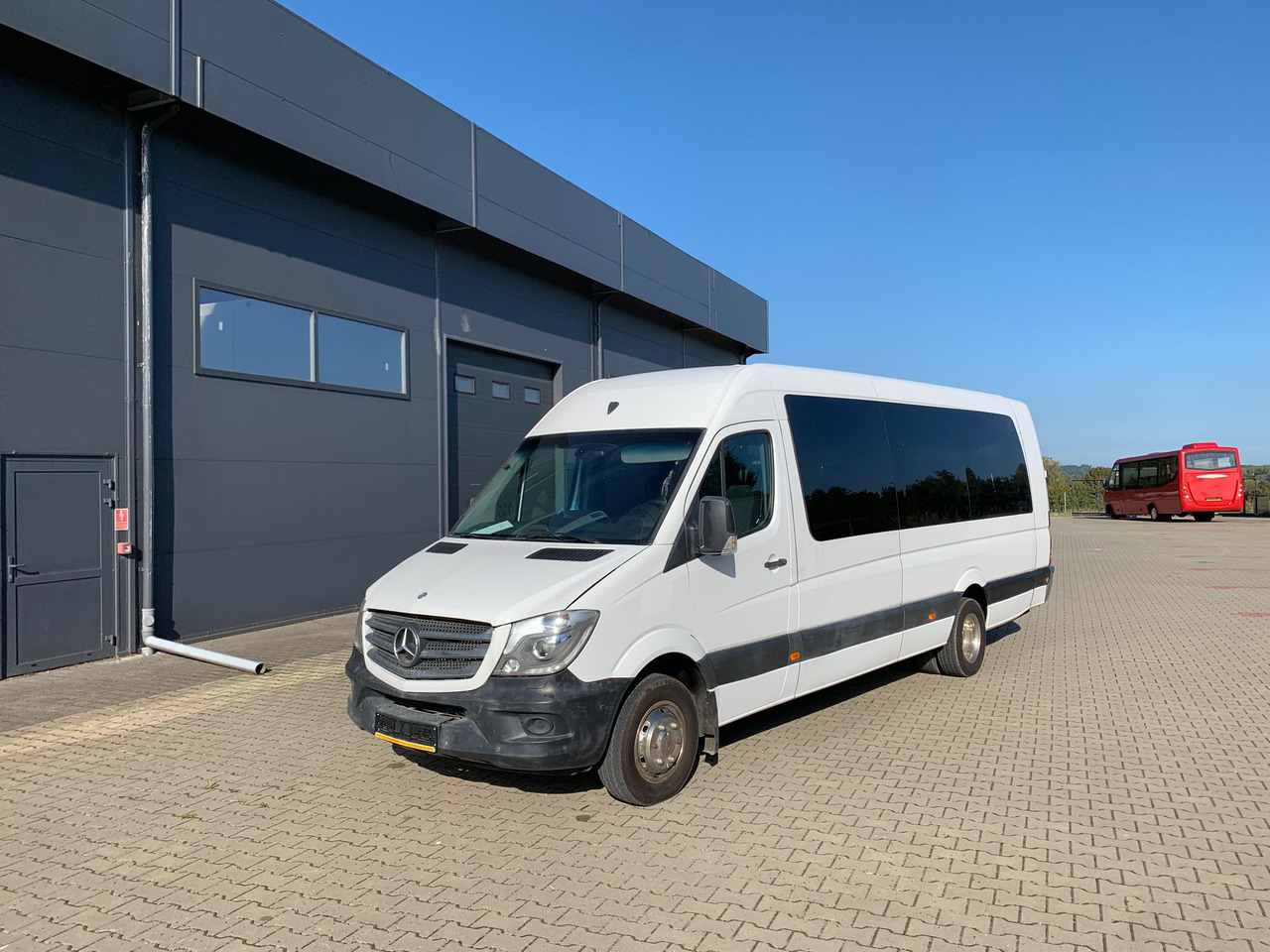Mercedes Benz Sprinter 519 CDI- 24 Miejsca - حافلة الضواحي: صورة 1 Mercedes Benz Sprinter 519 CDI- 24 Miejsca - حافلة الضواحي: صورة 1