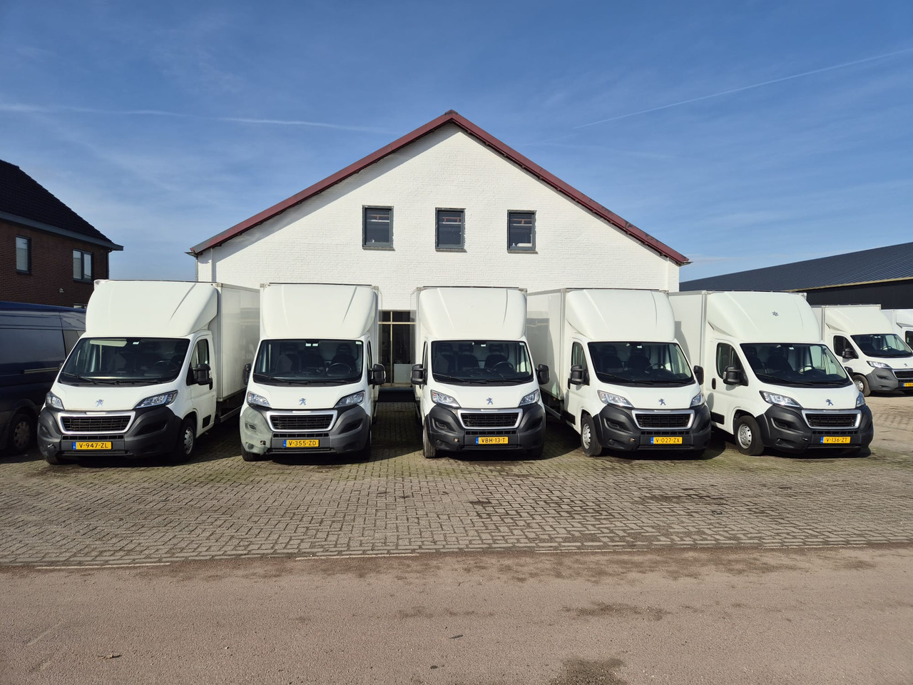 Peugeot 20 x Boxer HDI 160PK EURO 6 Koelwagen Bj2018-2019 - شاحنة توصيل مبردة: صورة 3 Peugeot 20 x Boxer HDI 160PK EURO 6 Koelwagen Bj2018-2019 - شاحنة توصيل مبردة: صورة 3