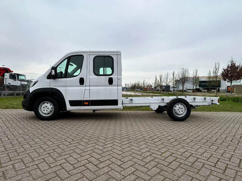 Peugeot Boxer L3H2 - 2.0D Blue - 160 HP - 7 SEATS - NEW - 8 UNITS - شاحنة توصيل مغلقة, الشاحنات الصغيرة كابينة مزدوجة: صورة 2 Peugeot Boxer L3H2 - 2.0D Blue - 160 HP - 7 SEATS - NEW - 8 UNITS - شاحنة توصيل مغلقة, الشاحنات الصغيرة كابينة مزدوجة: صورة 2
