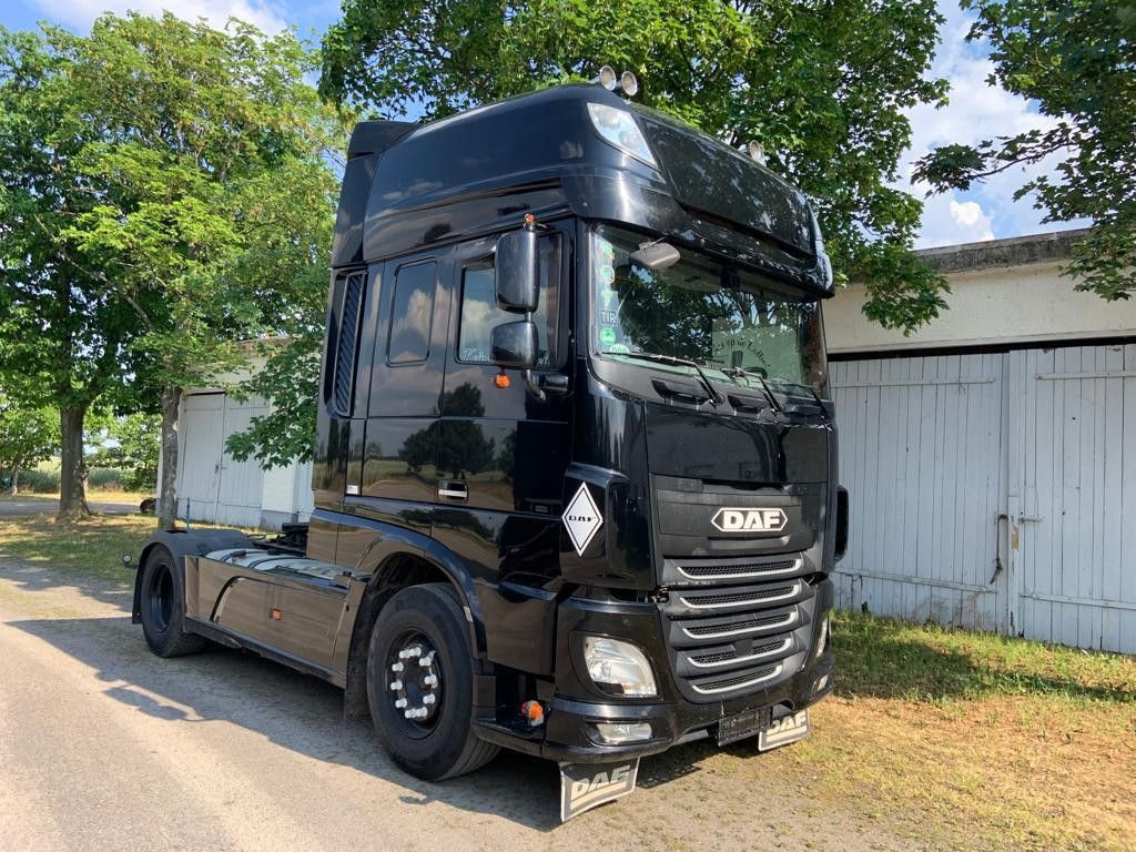 DAF XF 106/460 SSC Vollausstattung - مقطورة السحب: صورة 1 DAF XF 106/460 SSC Vollausstattung - مقطورة السحب: صورة 1