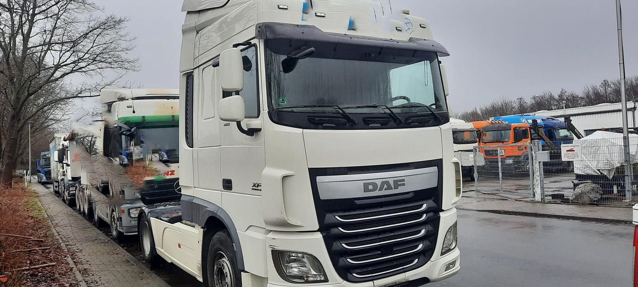 DAF XF106-460FT SZM Spoiler - مقطورة السحب: صورة 1 DAF XF106-460FT SZM Spoiler - مقطورة السحب: صورة 1