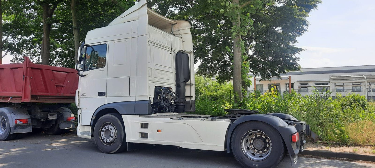 DAF XF106-460PS 1-Hand - مقطورة السحب: صورة 3 DAF XF106-460PS 1-Hand - مقطورة السحب: صورة 3