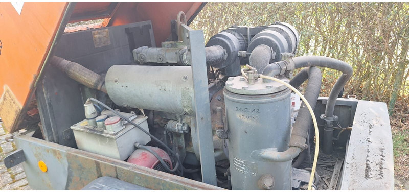 Demag DLT 0404 Komp - ضاغط هوائي: صورة 4 Demag DLT 0404 Komp - ضاغط هوائي: صورة 4