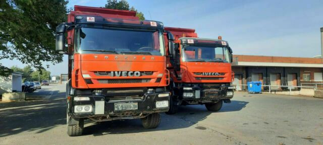 Iveco 260AD500PS 6x4 Blatt/Blatt AHK Retarder - شاحنة قلاب: صورة 2 Iveco 260AD500PS 6x4 Blatt/Blatt AHK Retarder - شاحنة قلاب: صورة 2