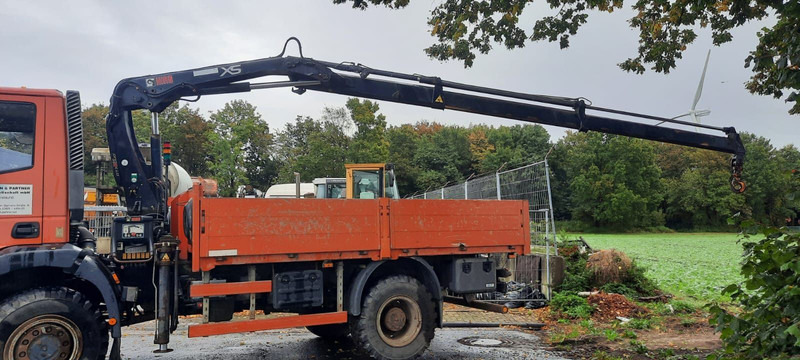 Iveco ML110-220 4x4 mit Kran+Funk - شاحنات مسطحة, شاحنة كرين: صورة 2 Iveco ML110-220 4x4 mit Kran+Funk - شاحنات مسطحة, شاحنة كرين: صورة 2