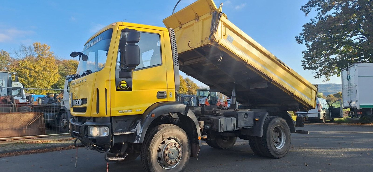 Iveco ML150E25 4x4 Kipper AHK org.93tkm 1-Hand - شاحنة قلاب: صورة 3 Iveco ML150E25 4x4 Kipper AHK org.93tkm 1-Hand - شاحنة قلاب: صورة 3