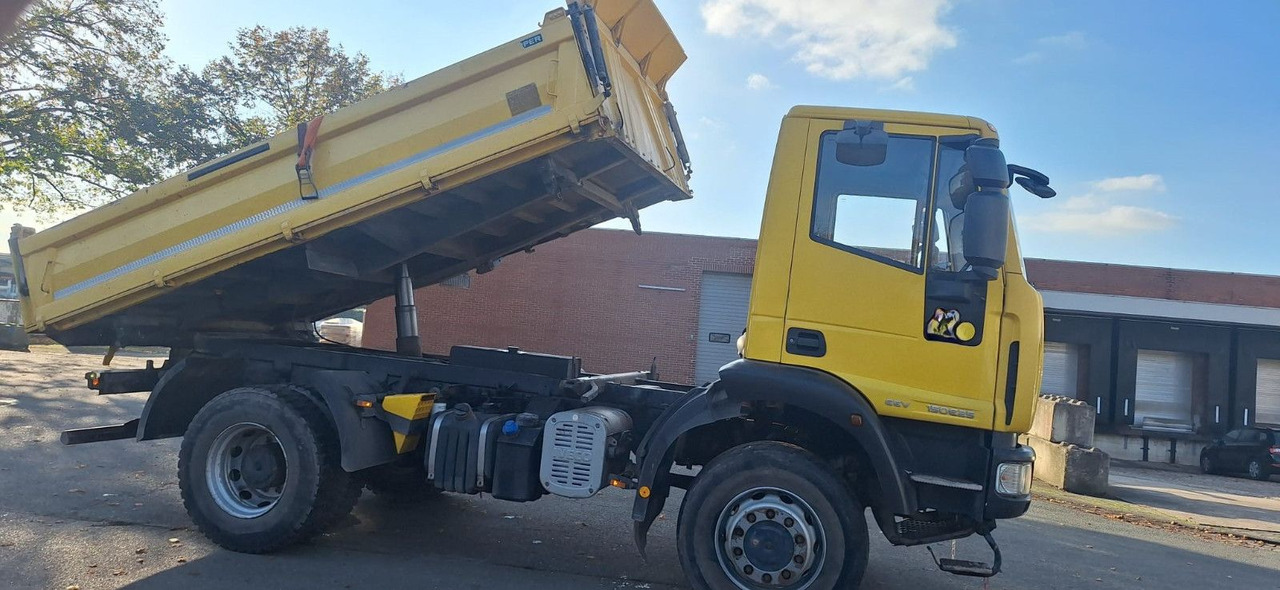 Iveco ML150E25 4x4 Kipper AHK org.93tkm 1-Hand - شاحنة قلاب: صورة 4 Iveco ML150E25 4x4 Kipper AHK org.93tkm 1-Hand - شاحنة قلاب: صورة 4