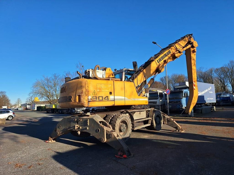 Liebherr A904C Umschlagbagger Greifer +Magnetvorbereitun - آلة التعامل مع النفايات: صورة 2 Liebherr A904C Umschlagbagger Greifer +Magnetvorbereitun - آلة التعامل مع النفايات: صورة 2