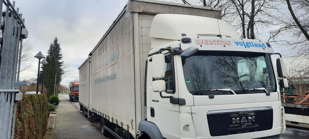 MAN 12.250 TGM Jumbo Mit Anhänger - شاحنة ذات ستائر جانبية, مقطورة ستارة: صورة 2 MAN 12.250 TGM Jumbo Mit Anhänger - شاحنة ذات ستائر جانبية, مقطورة ستارة: صورة 2