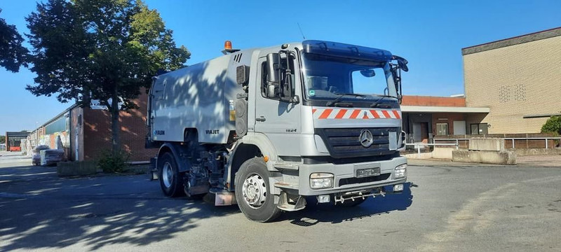 Mercedes-Benz 1824 Axor - سياره كنس شوارع: صورة 2 Mercedes-Benz 1824 Axor - سياره كنس شوارع: صورة 2