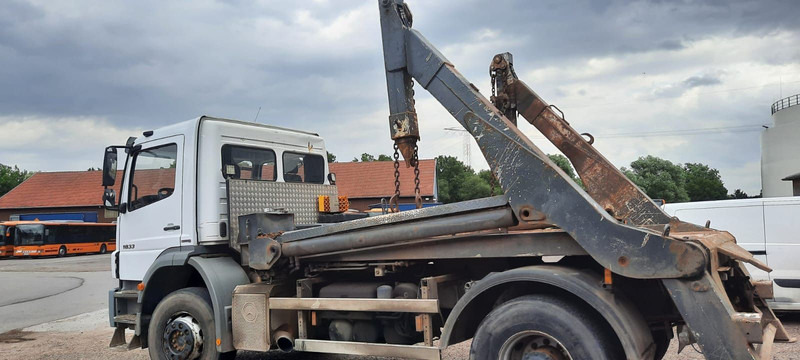 Mercedes-Benz 1833 Absetzkipper - شاحنة لودر انزلاقي: صورة 3 Mercedes-Benz 1833 Absetzkipper - شاحنة لودر انزلاقي: صورة 3