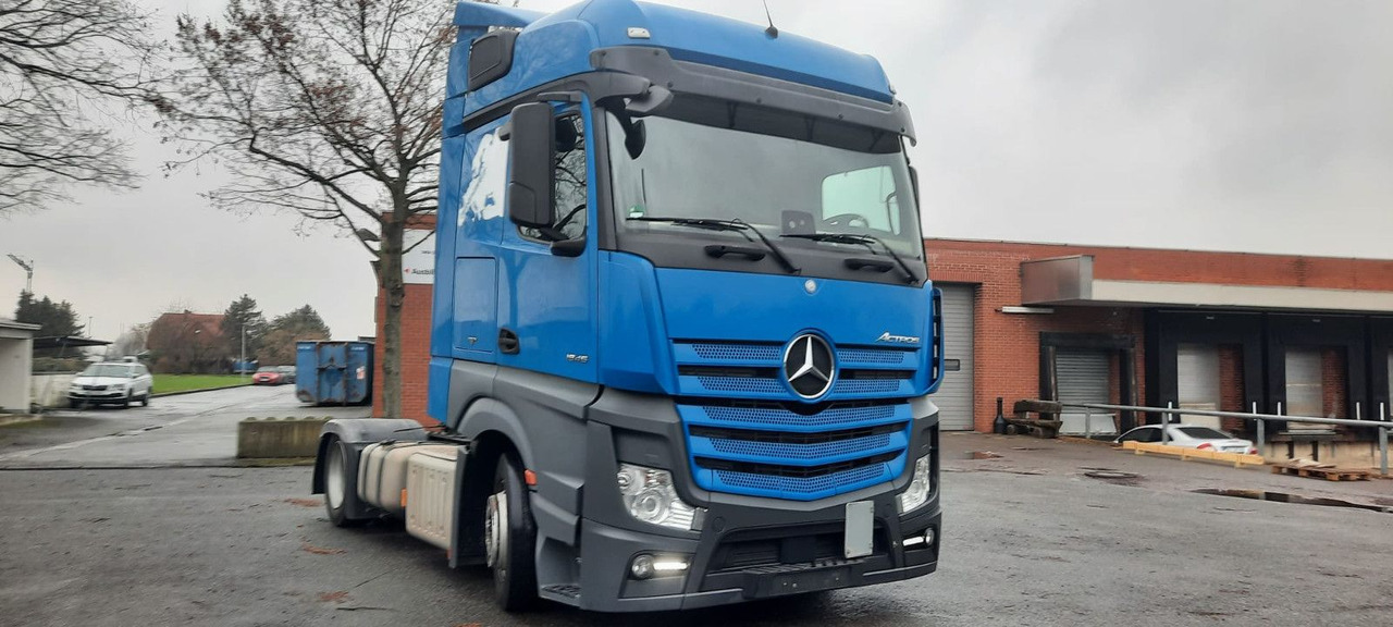 Mercedes-Benz 1845 SZM Actros - مقطورة السحب: صورة 1 Mercedes-Benz 1845 SZM Actros - مقطورة السحب: صورة 1