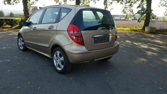 Mercedes-Benz A 200 CDI - سيارة: صورة 3 Mercedes-Benz A 200 CDI - سيارة: صورة 3