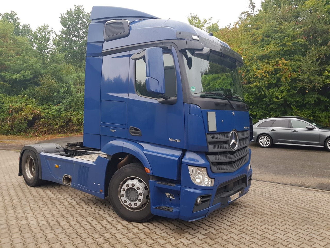 Mercedes-Benz Actros 1845 LS Vollspoiler - مقطورة السحب: صورة 1 Mercedes-Benz Actros 1845 LS Vollspoiler - مقطورة السحب: صورة 1