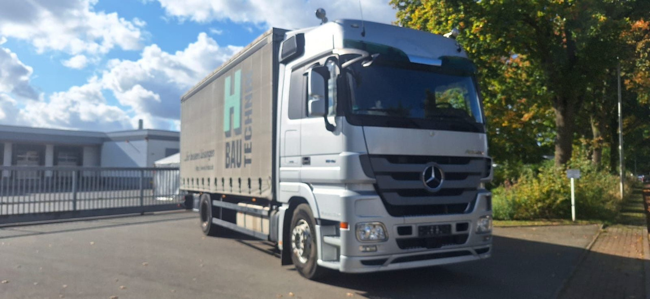 Mercedes-Benz Actros 1846 Plane/Spr. 6-Zyl. 2-Achser - شاحنة ذات ستائر جانبية: صورة 2 Mercedes-Benz Actros 1846 Plane/Spr. 6-Zyl. 2-Achser - شاحنة ذات ستائر جانبية: صورة 2