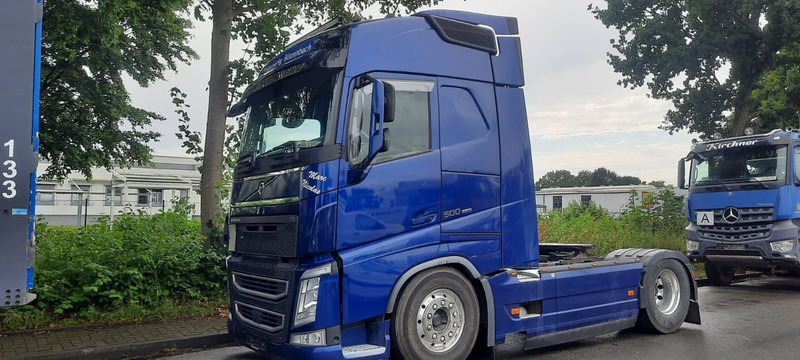 Volvo FH 500 GLobetrotter XL - مقطورة السحب: صورة 2 Volvo FH 500 GLobetrotter XL - مقطورة السحب: صورة 2