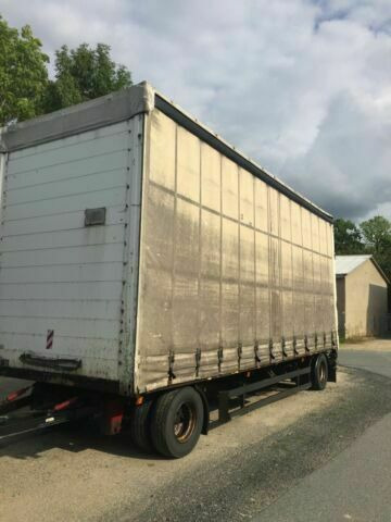 Volvo FH12-420 Euro:4Plane Spriegel mit LBW 3000kg - شاحنة ذات ستائر جانبية: صورة 5 Volvo FH12-420 Euro:4Plane Spriegel mit LBW 3000kg - شاحنة ذات ستائر جانبية: صورة 5