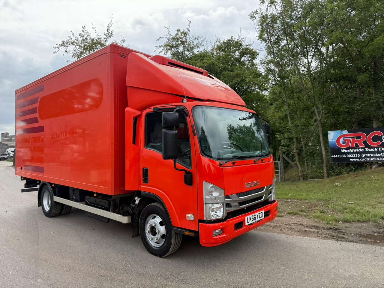 2016 Izuzu Refrigerated Truck - شاحنة ذات مبرد: صورة 4 2016 Izuzu Refrigerated Truck - شاحنة ذات مبرد: صورة 4