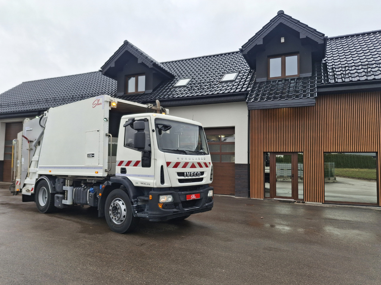 IVECO Eurocargo 190EL28 Müllwagen Garbage Truck FAUN Euro 6 - شاحنة قمامة: صورة 1 IVECO Eurocargo 190EL28 Müllwagen Garbage Truck FAUN Euro 6 - شاحنة قمامة: صورة 1