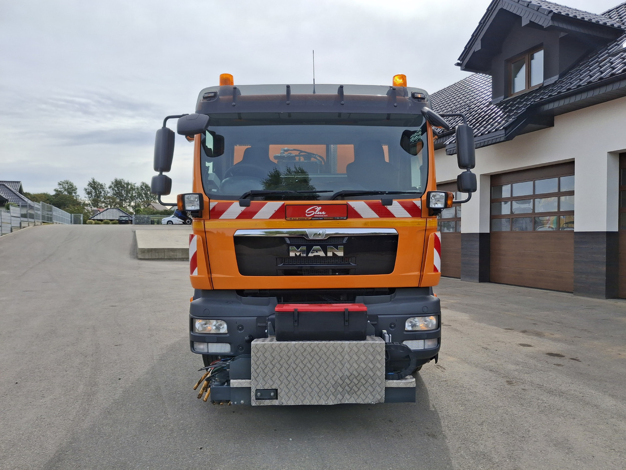 MAN TGM 18.250 Zamiatarka Kupper Weisser BROCK 2 Motoren Szczotki L/R PM10 Odchwaszczarka - سياره كنس شوارع: صورة 2 MAN TGM 18.250 Zamiatarka Kupper Weisser BROCK 2 Motoren Szczotki L/R PM10 Odchwaszczarka - سياره كنس شوارع: صورة 2