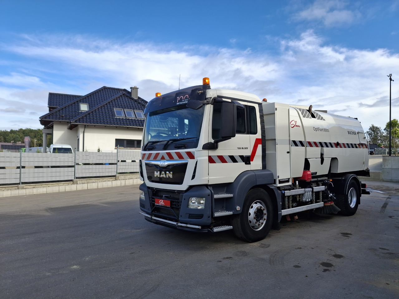 MAN TGS 18.320 Zamiatarka Kehrmaschine BUCHER OptiFant 8000 Karcher Euro 6 PM10 L/R Hochdruckreinigung - سياره كنس شوارع: صورة 2 MAN TGS 18.320 Zamiatarka Kehrmaschine BUCHER OptiFant 8000 Karcher Euro 6 PM10 L/R Hochdruckreinigung - سياره كنس شوارع: صورة 2