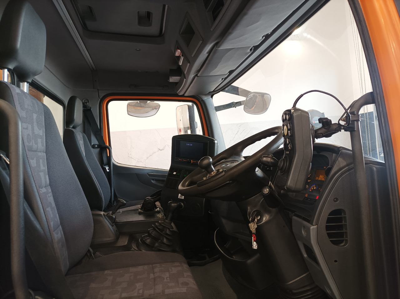 سياره كنس شوارع MERCEDES-BENZ Atego 1018 Zamiatarka Kehrmaschine BUCHER Szczotki L/R PM10 2 Silniki 2012r: صورة 18