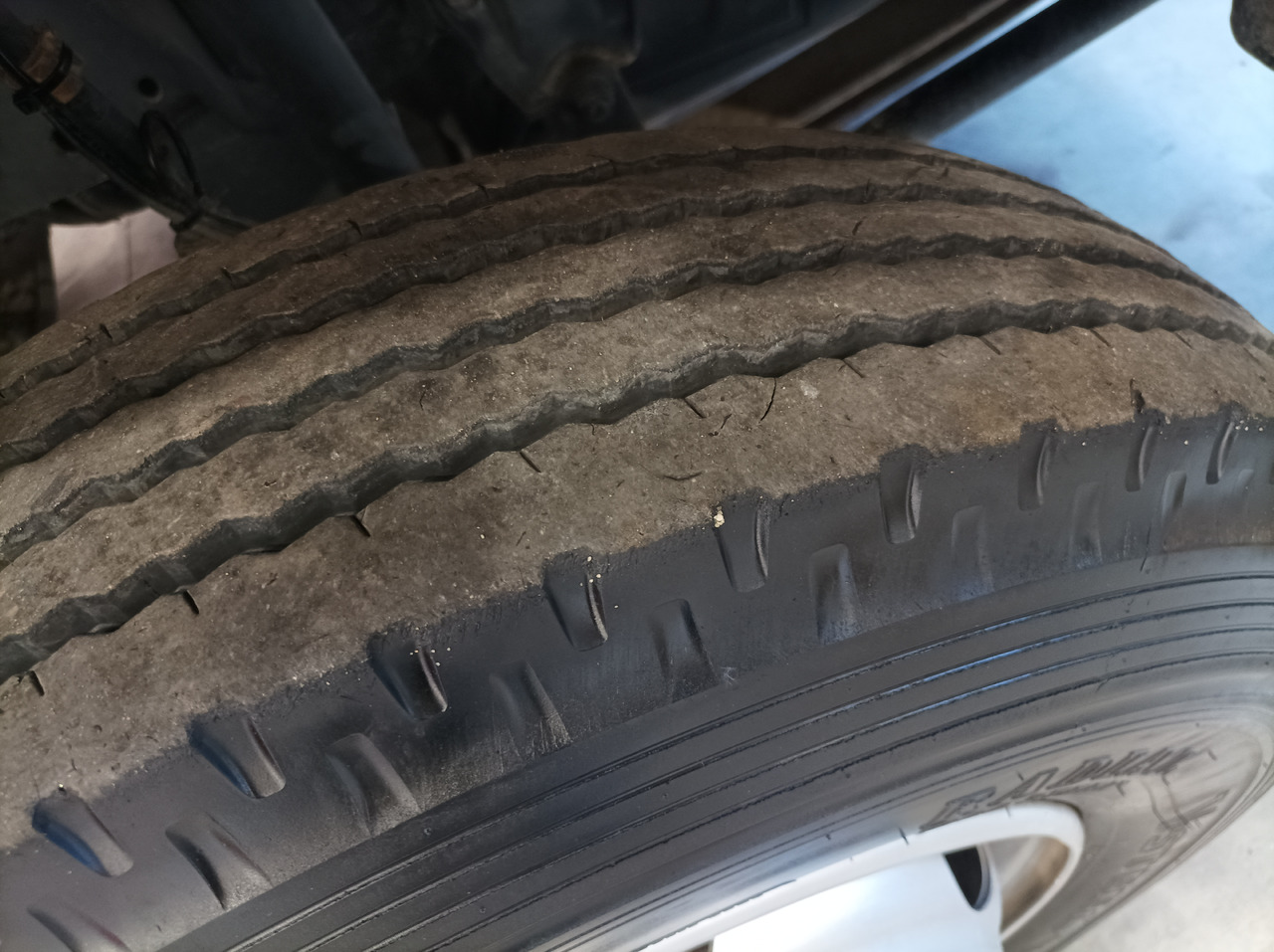 سياره كنس شوارع MERCEDES-BENZ Atego 1018 Zamiatarka Kehrmaschine BUCHER Szczotki L/R PM10 2 Silniki 2012r: صورة 14