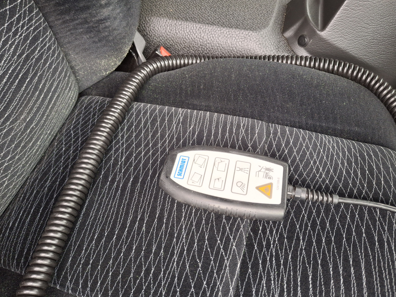 سياره كنس شوارع MERCEDES-BENZ Atego 1523 Zamiatarka Kehrmaschine Schmidt Street King 660 Euro 6 PM10 2 Motoren Szczotki L/R 2016r: صورة 28