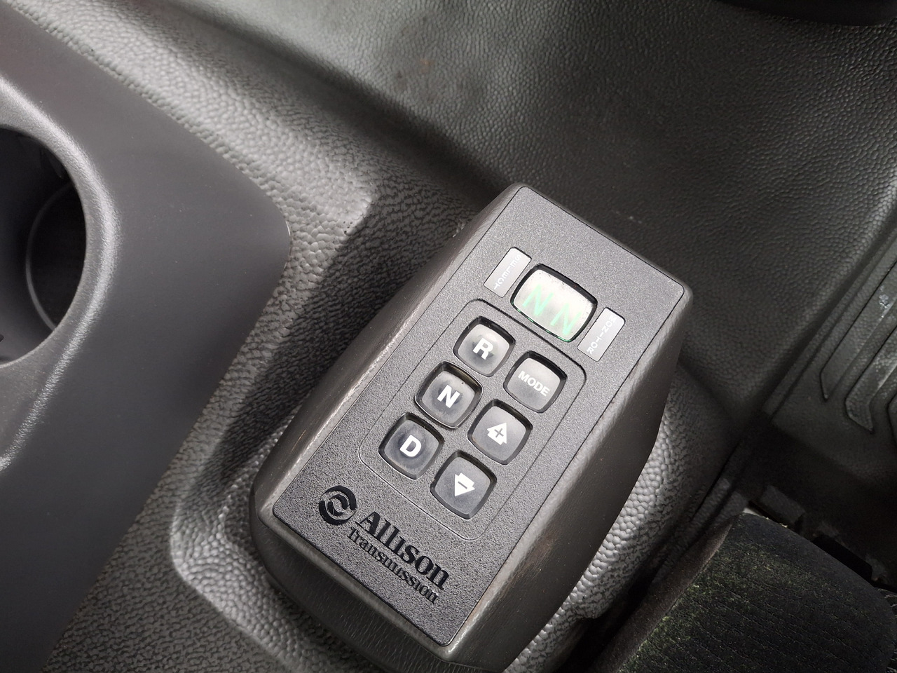 سياره كنس شوارع MERCEDES-BENZ Atego 1523 Zamiatarka Kehrmaschine Schmidt Street King 660 Euro 6 PM10 2 Motoren Szczotki L/R 2016r: صورة 40