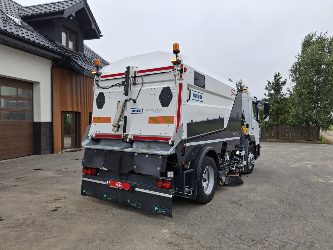MERCEDES-BENZ Atego 1523 Zamiatarka Kehrmaschine Schmidt Street King 660 Euro 6 PM10 2 Motoren Szczotki L/R 2016r - سياره كنس شوارع: صورة 4 MERCEDES-BENZ Atego 1523 Zamiatarka Kehrmaschine Schmidt Street King 660 Euro 6 PM10 2 Motoren Szczotki L/R 2016r - سياره كنس شوارع: صورة 4