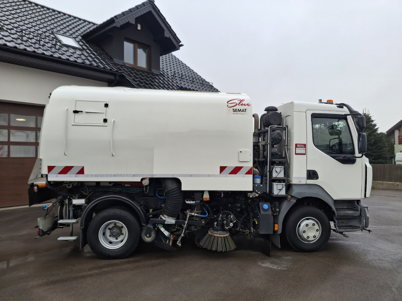 RENAULT D12 Zamiatarka Kehrmaschine SEMAT Zoeller Faun Karcher Euro 6 PM10 L/R 2017r - سياره كنس شوارع: صورة 5 RENAULT D12 Zamiatarka Kehrmaschine SEMAT Zoeller Faun Karcher Euro 6 PM10 L/R 2017r - سياره كنس شوارع: صورة 5