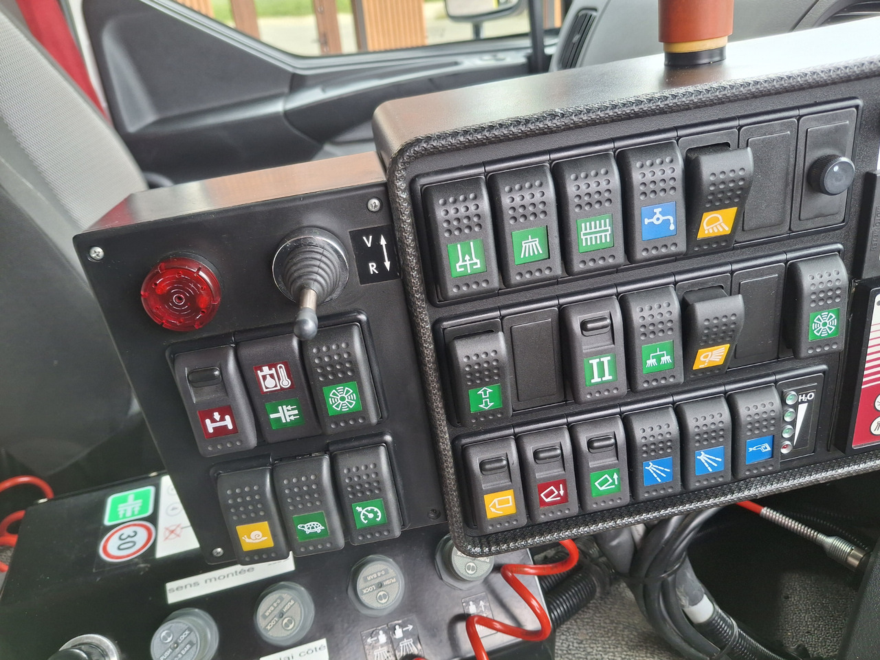 سياره كنس شوارع RENAULT D16 Zamiatarka Kehrmaschine SEMAT Zoeller FAUN Karcher Szczotki L/R Hydrostat Euro 6 PM10 Rura Do Liści: صورة 33