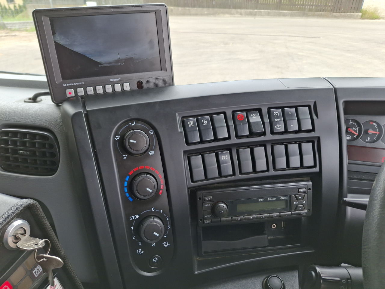 سياره كنس شوارع RENAULT D16 Zamiatarka Kehrmaschine SEMAT Zoeller FAUN Karcher Szczotki L/R Hydrostat Euro 6 PM10 Rura Do Liści: صورة 31